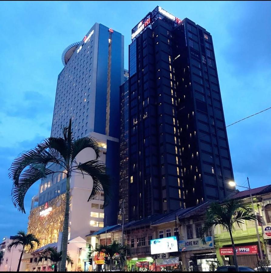 Exclusive Business @ M Summit 191 *